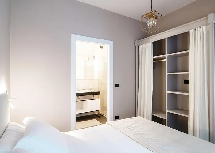 In Centro Luxury Πανσιόν