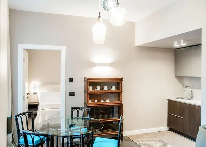 In Centro Luxury Πανσιόν