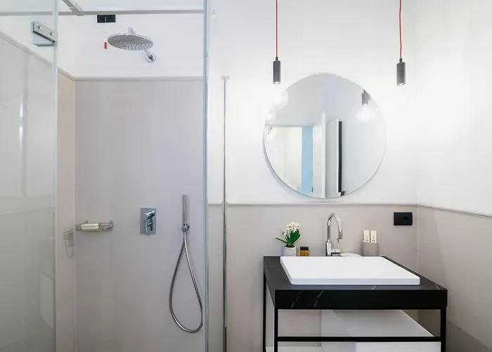 In Centro Luxury 4* קומו