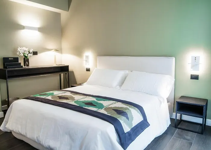 In Centro Luxury 4* קומו